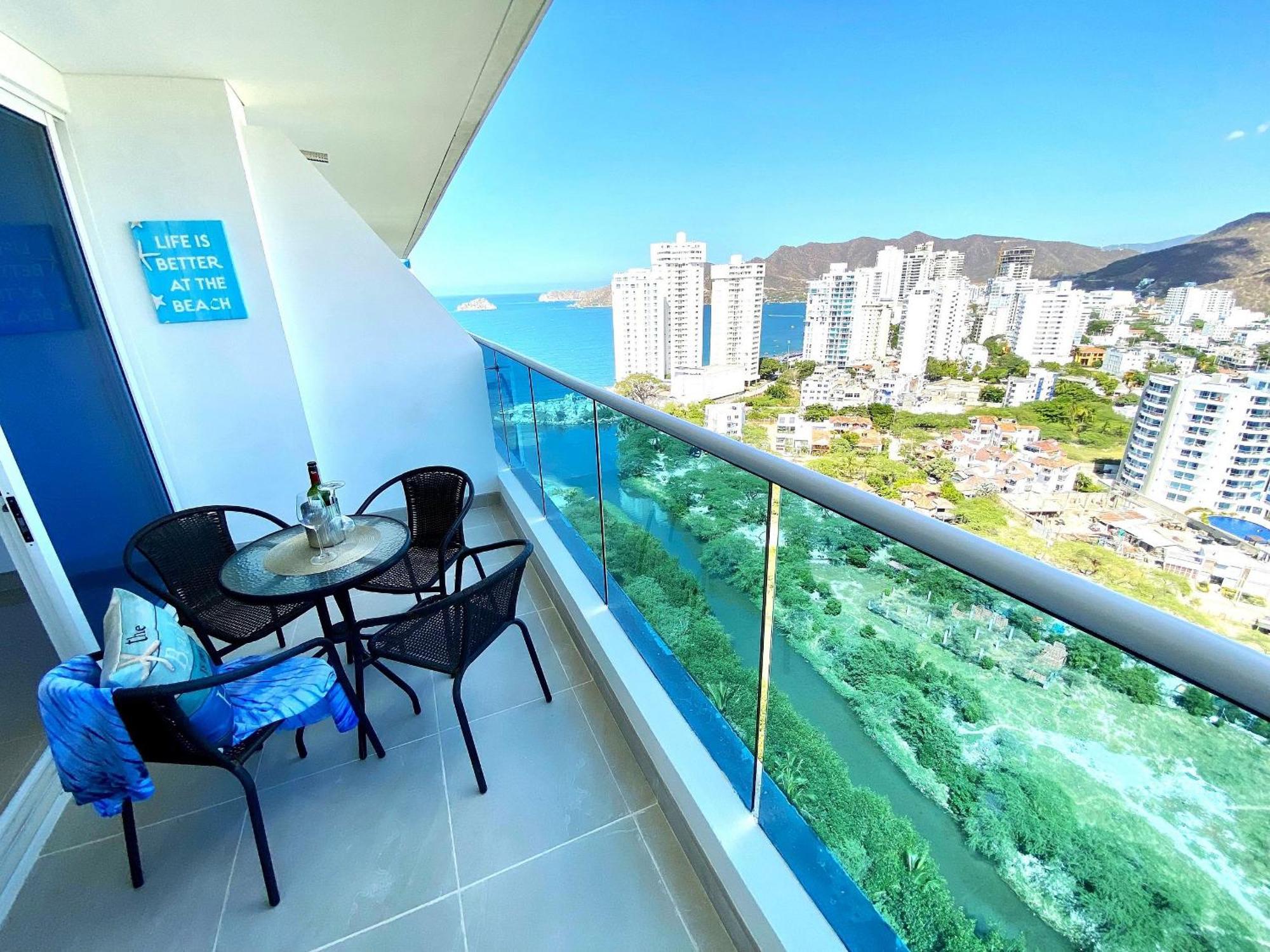 Apartamentos Reserva Del Mar - Frente Al Mar By Soho Санта-Марта Экстерьер фото