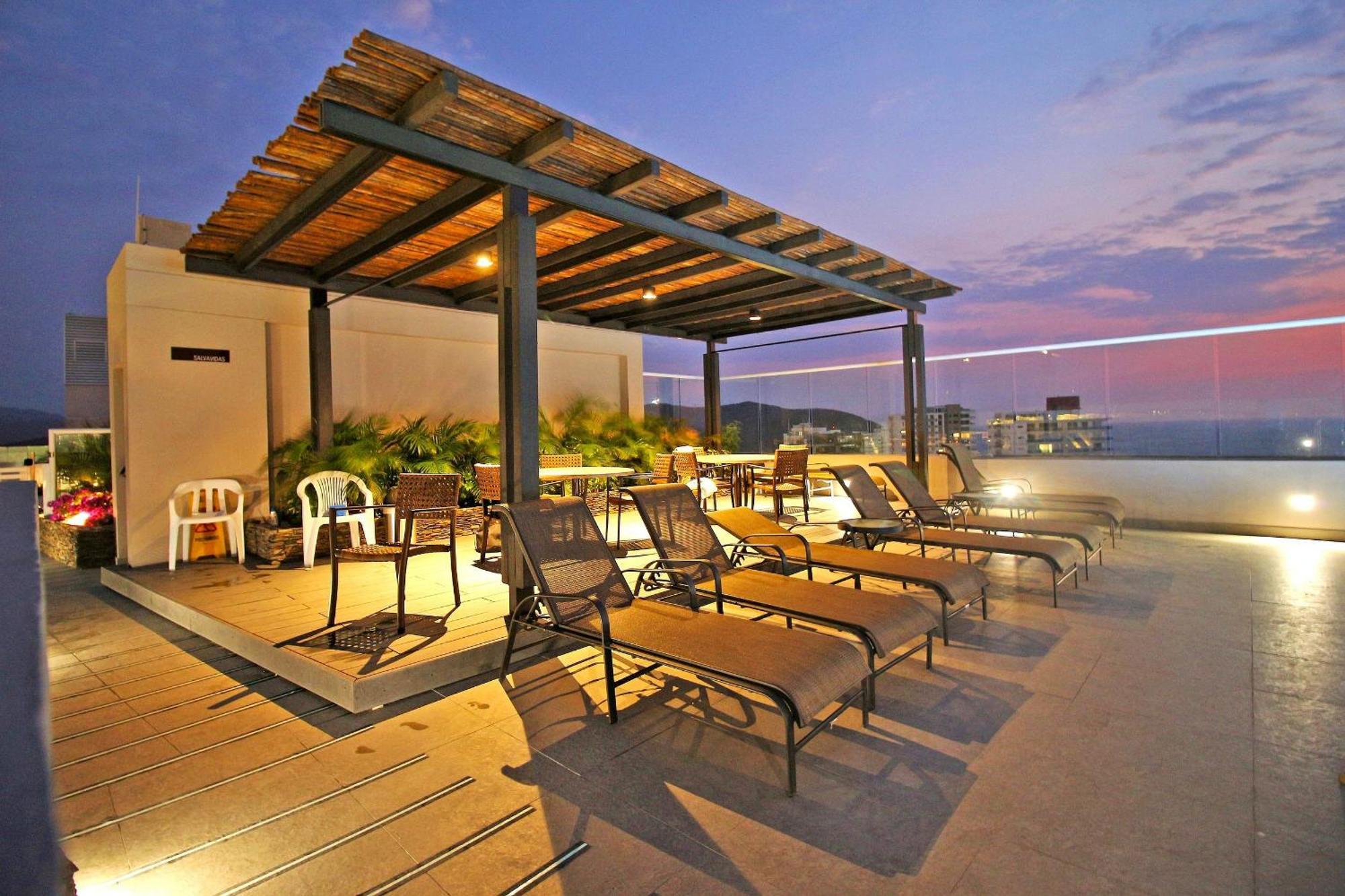 Apartamentos Reserva Del Mar - Frente Al Mar By Soho Санта-Марта Экстерьер фото